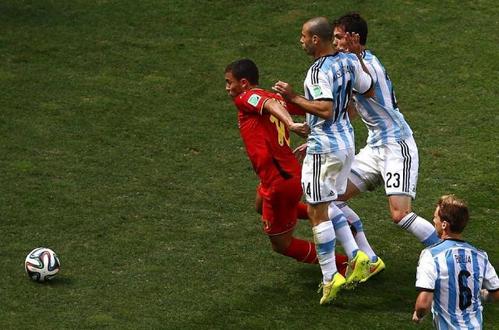 阿根廷vs比利时预测(阿根廷与比利时谁将胜出？——预测新标题)